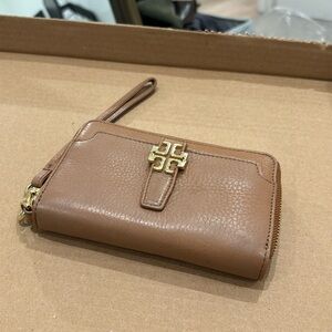 Tory Burch Wallet / Wristlet